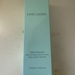 Estée Lauder micro essence skin activating lotion